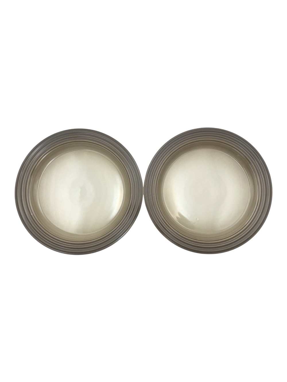 2‎ LE CREUSET STONEWARE SALAD PLATES IN NUTMEG 22 CM/8.5” SECONDS